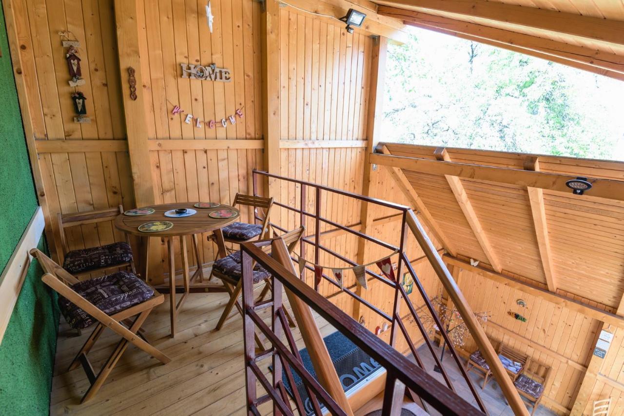 Апартаменты Wooden Attic Брашов Экстерьер фото